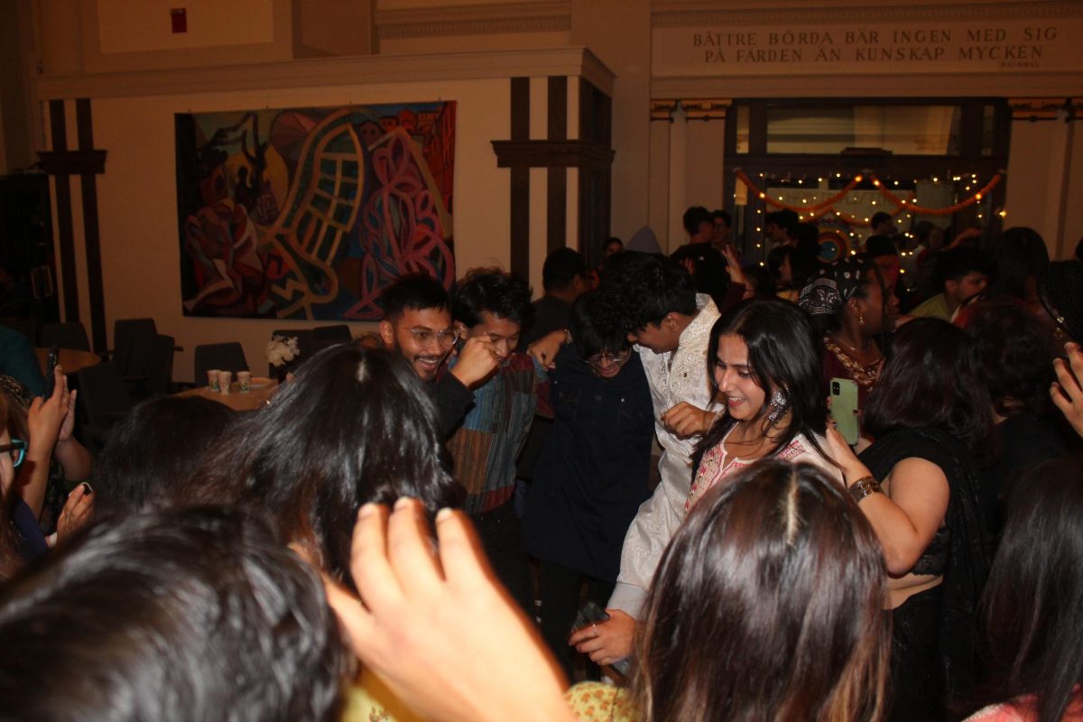 Augie students join the Open Dance at Diwali, hosted by the Global Engagement Team in Wallenberg Hall.